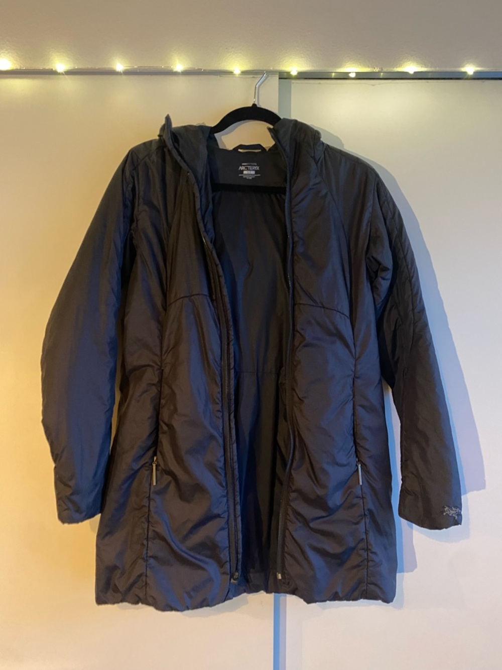 Arc’teryx Black Hooded Insulated Coat | Coreloft | Mid-Length | Size S